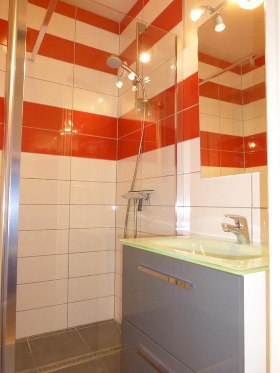 Panoramic 19 Apartment Barcelonnette Room photo